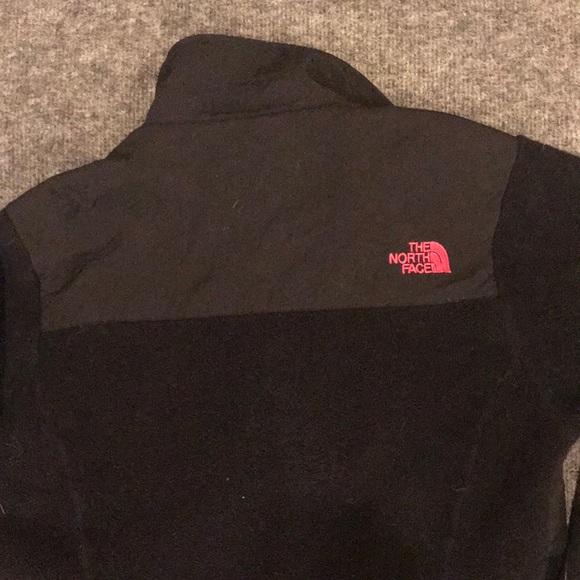 Women’s warm north face size small - Picture 4 of 4